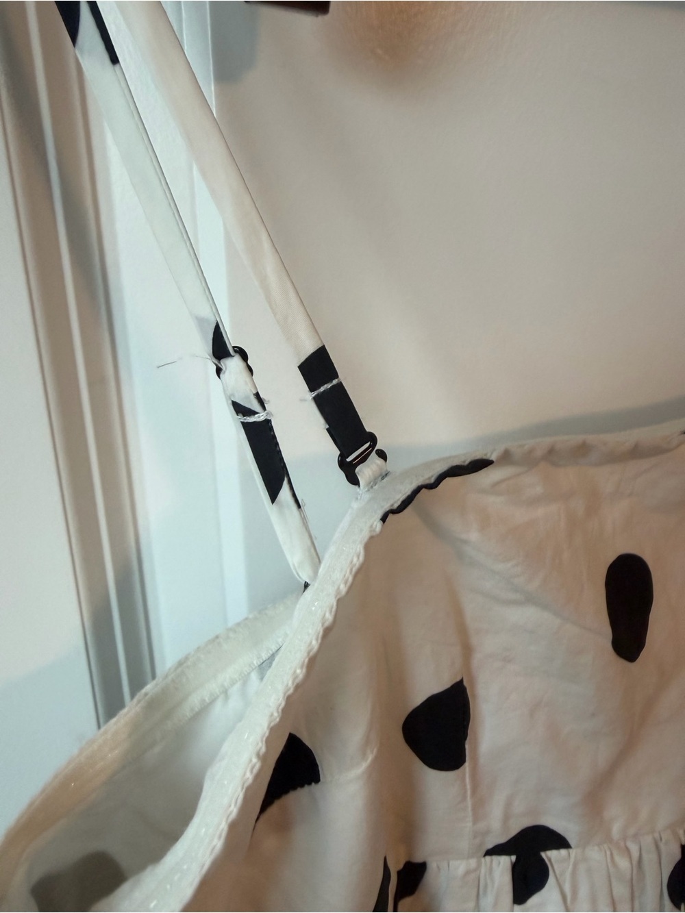 ⚡️Maeve Anthropologie Babydoll Bubble Blouse - White + Black Polka Dots - Picture 5 of 6